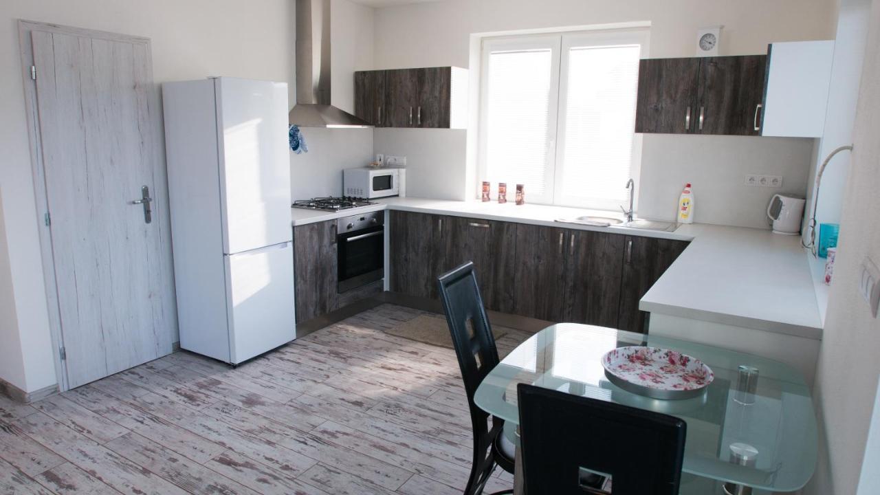 Royal House Trencin Villa Luaran gambar