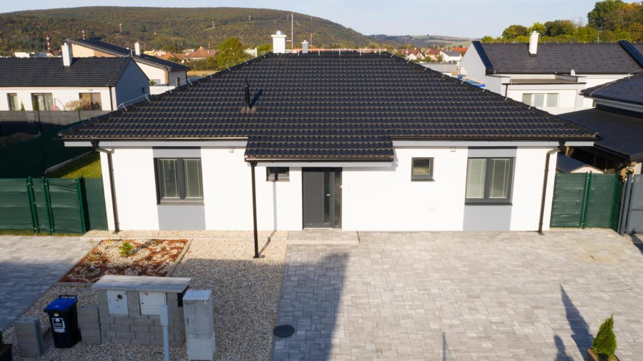 Royal House Trencin Villa Luaran gambar